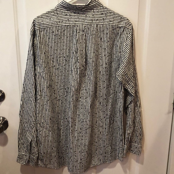 CLOSET CLEAN OUT- ACCEPTING ANY OFFER!!
Men’s button down shirt - Picture 2 of 3